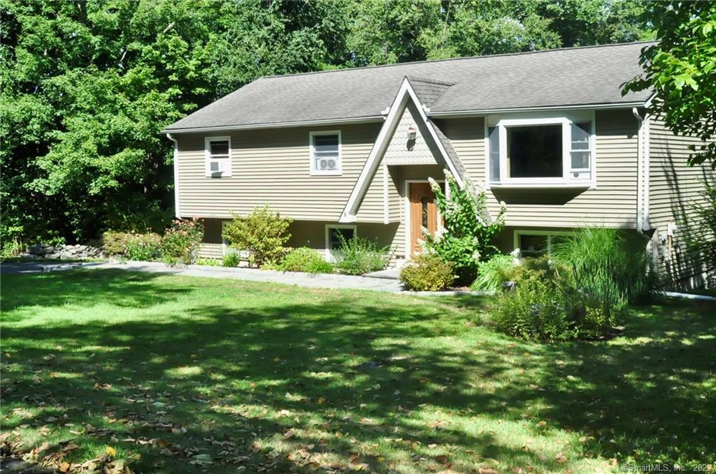 Property Photo: 6 McIntyre Road CT 06812