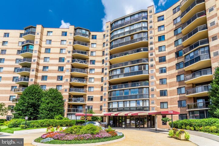 8380 Greensboro Drive 301  McLean VA 22102 photo