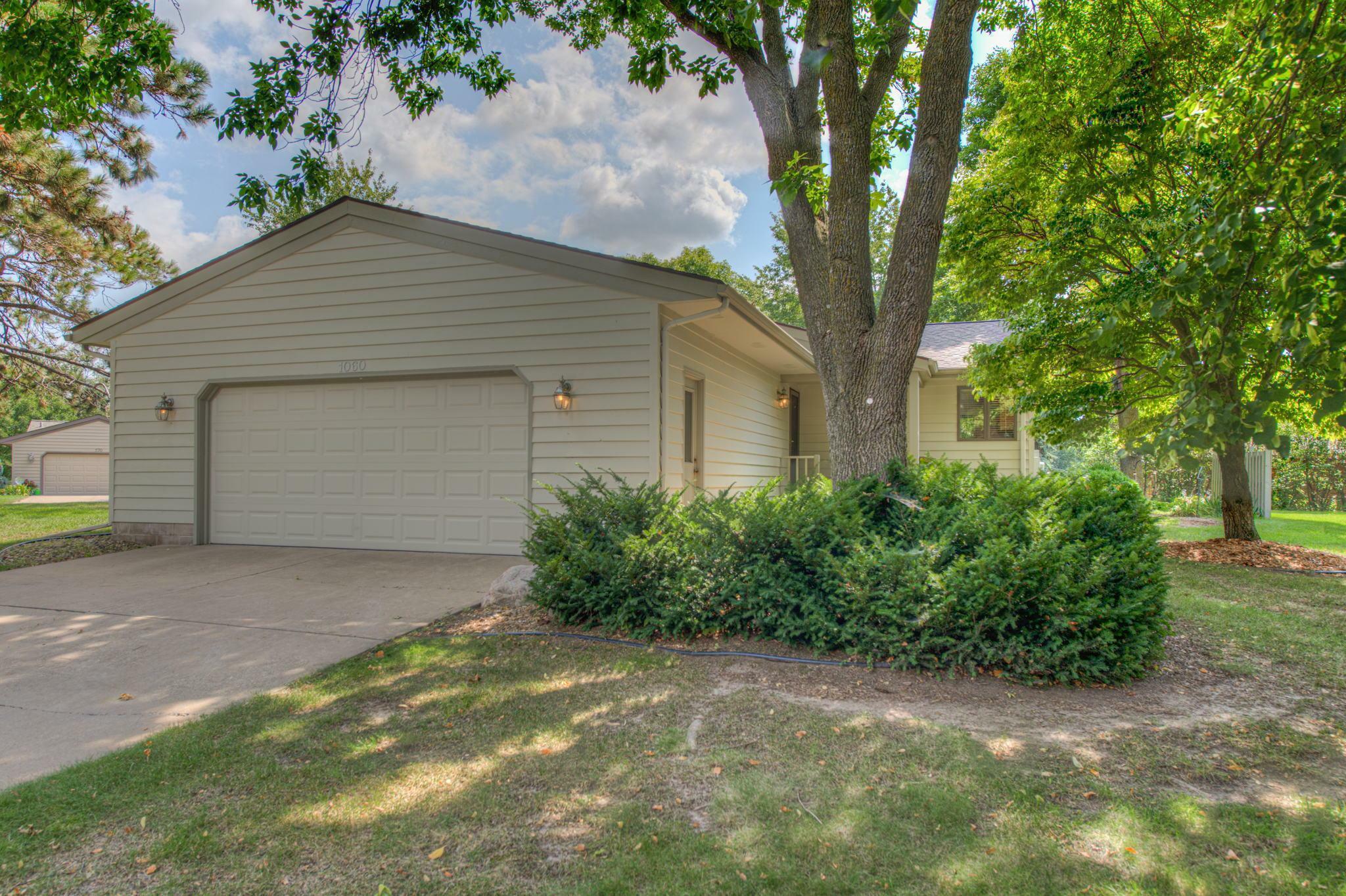 Property Photo:  1060 Sunset Drive 7A  WI 54017 