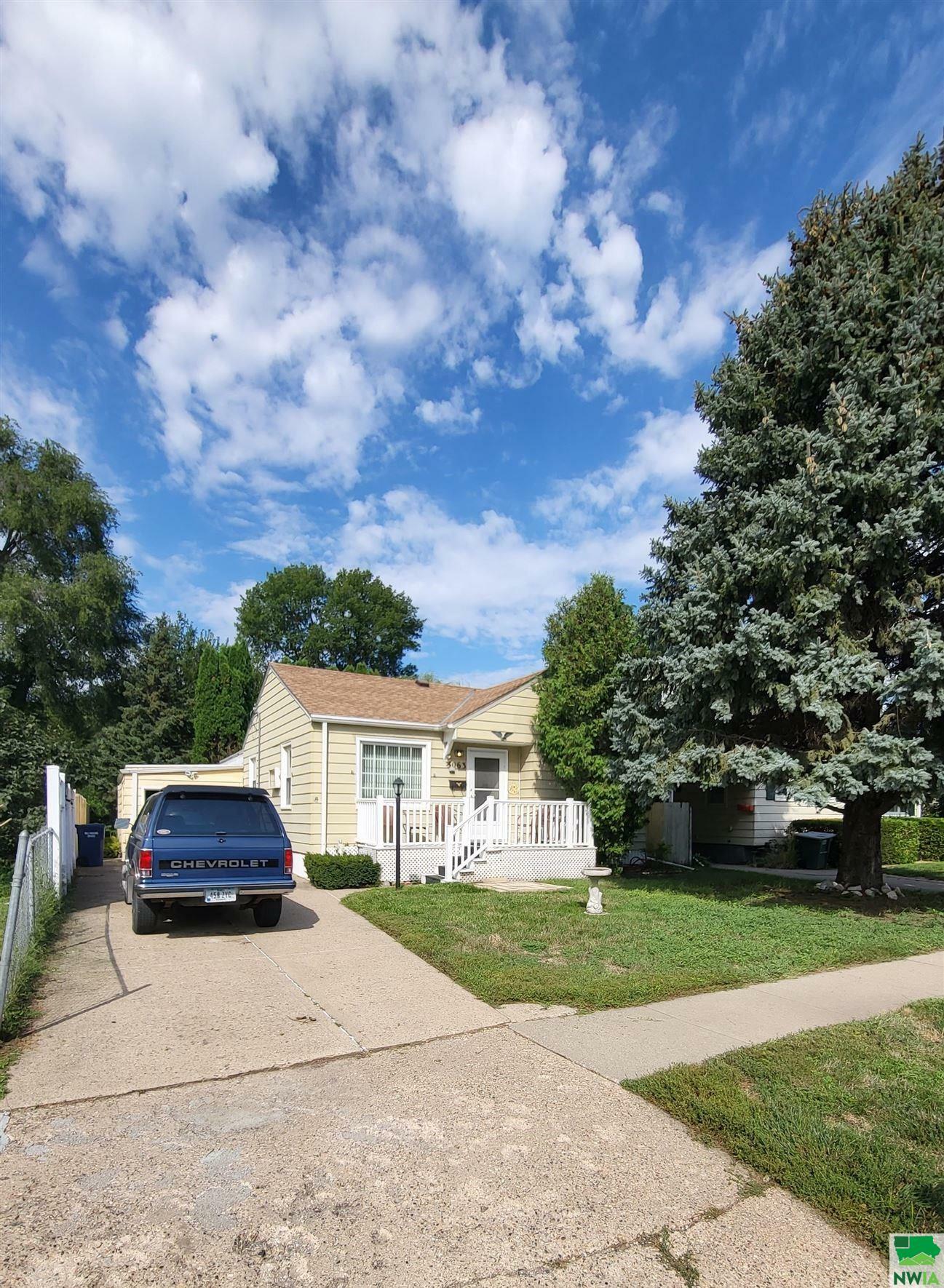 Property Photo:  3063 Rebecca St.  IA 51103 