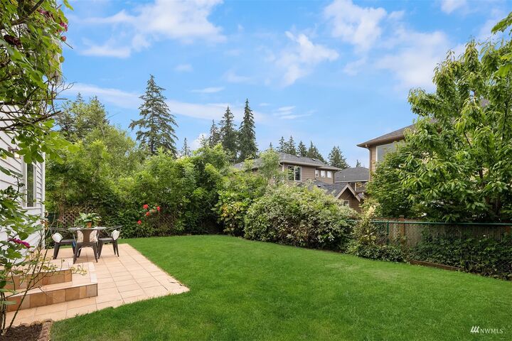 Property Photo:  19411 77th Place NE  WA 98028 