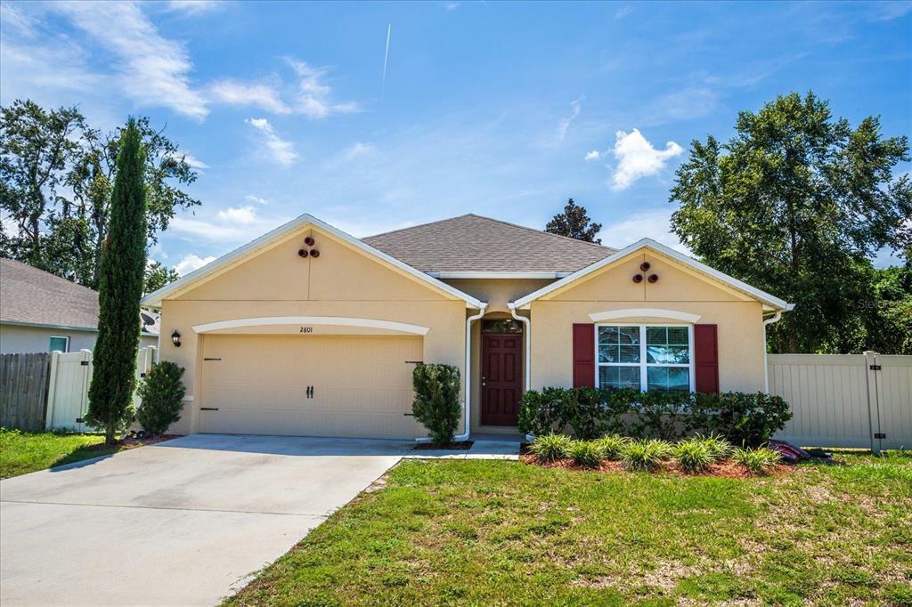 Property Photo:  2801 Derby Drive  FL 32738 