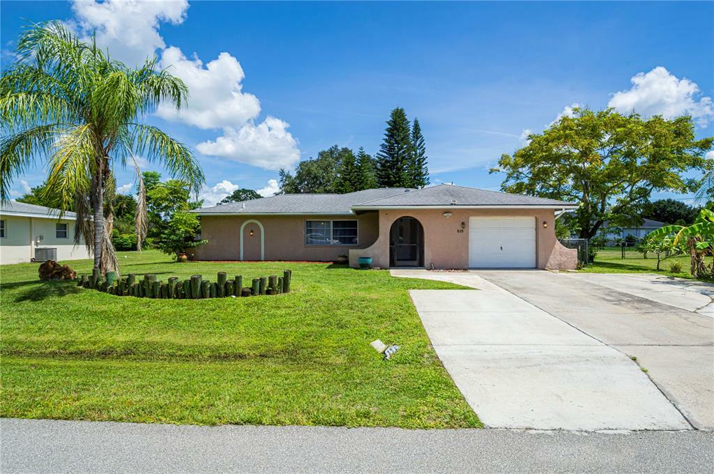 Property Photo:  515 Crandall Street NW  FL 33952 