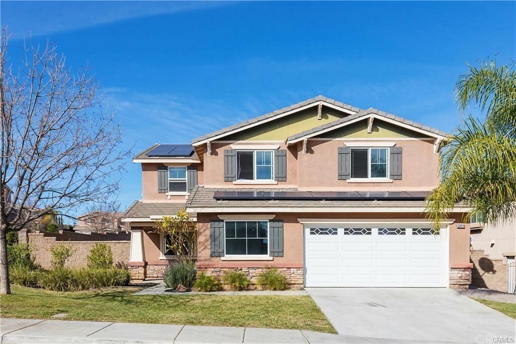 Property Photo:  53210 Iceberg Street  CA 92532 