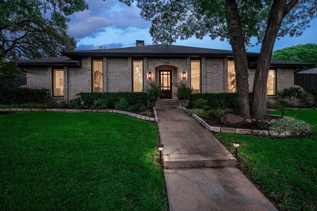 Property Photo:  9030 Meadowknoll Drive  TX 75243 