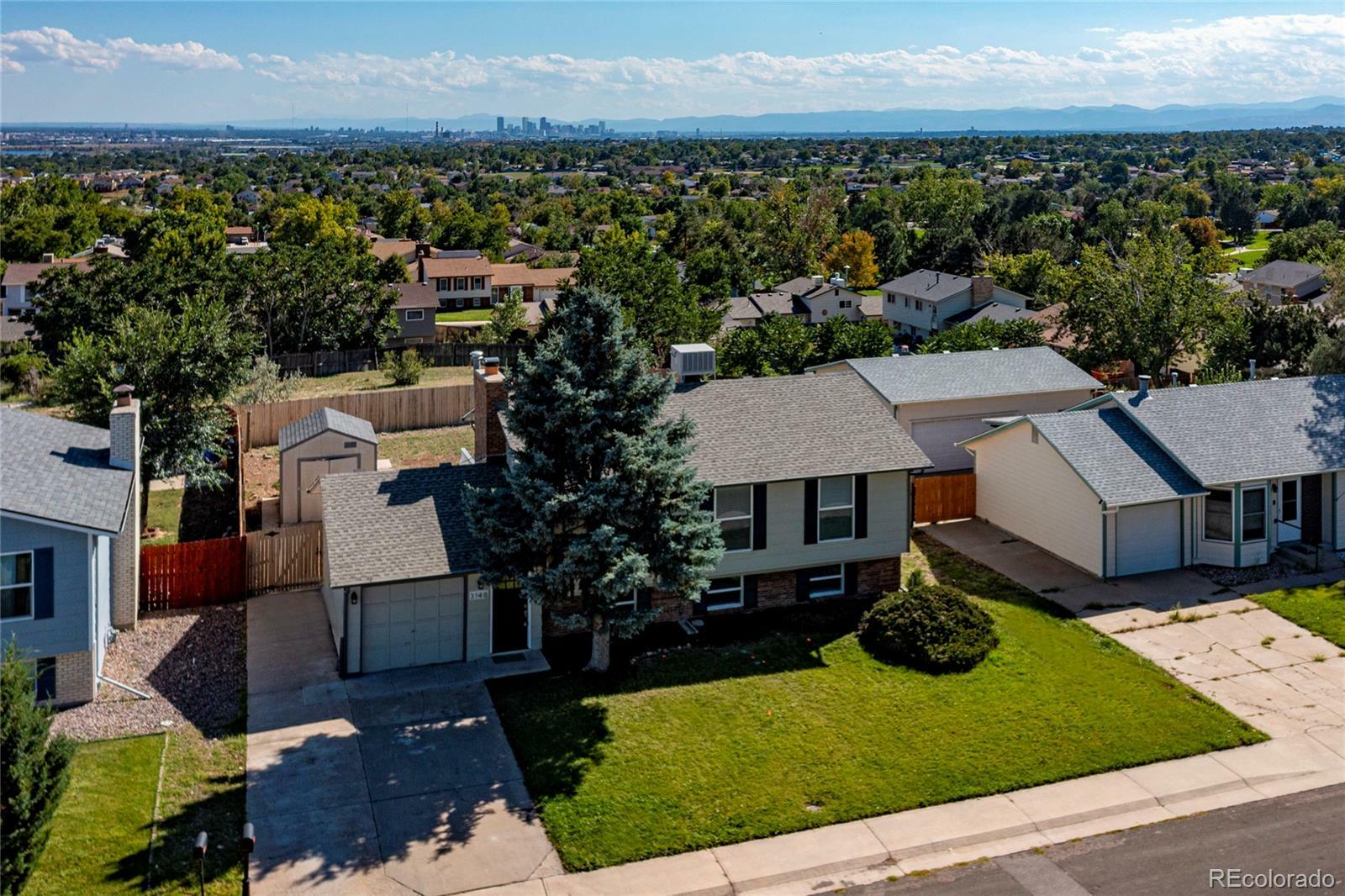 Property Photo: 3148 E 99th Way CO 80229