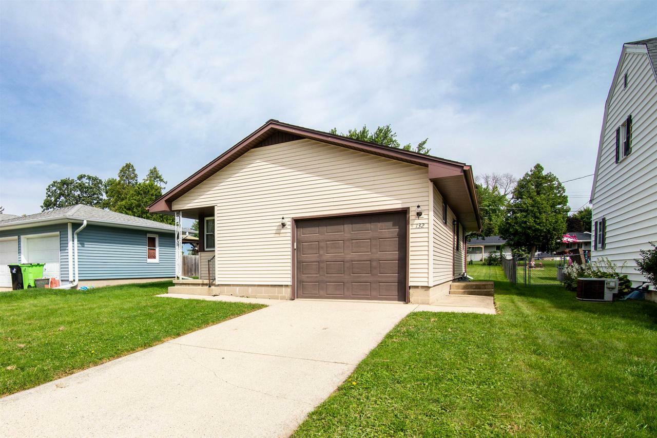 Property Photo:  132 Charlton St  WI 53916 