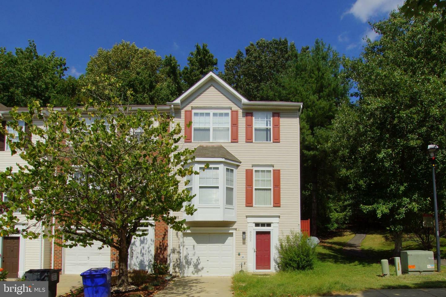 Property Photo:  8302 Knighthood Place  MD 20695 