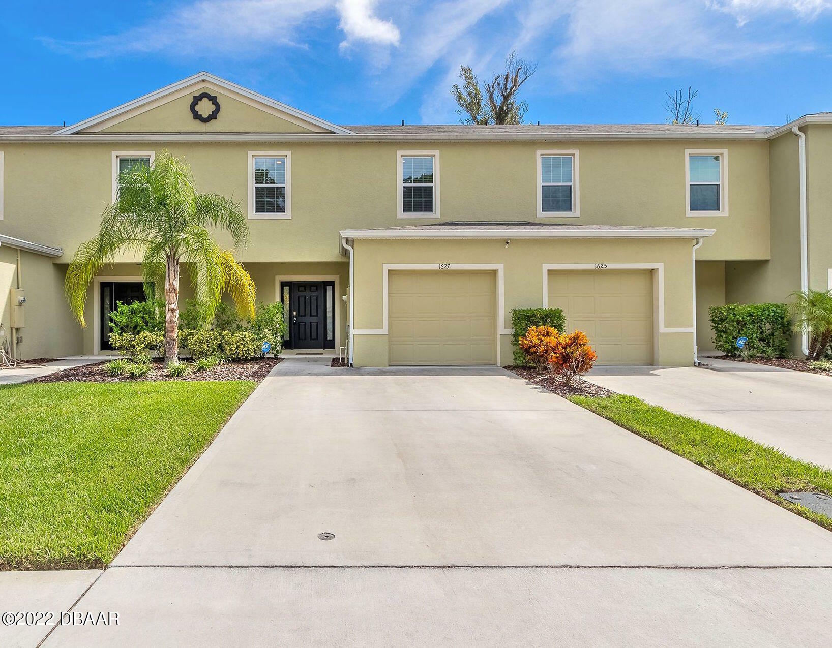 Property Photo:  1627 Primo Court  FL 32117 