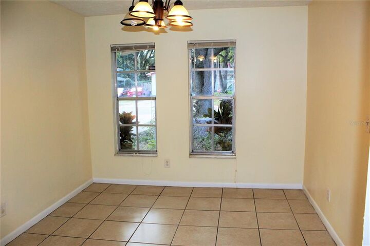 Property Photo:  1221 Sagamore Drive  FL 33584 