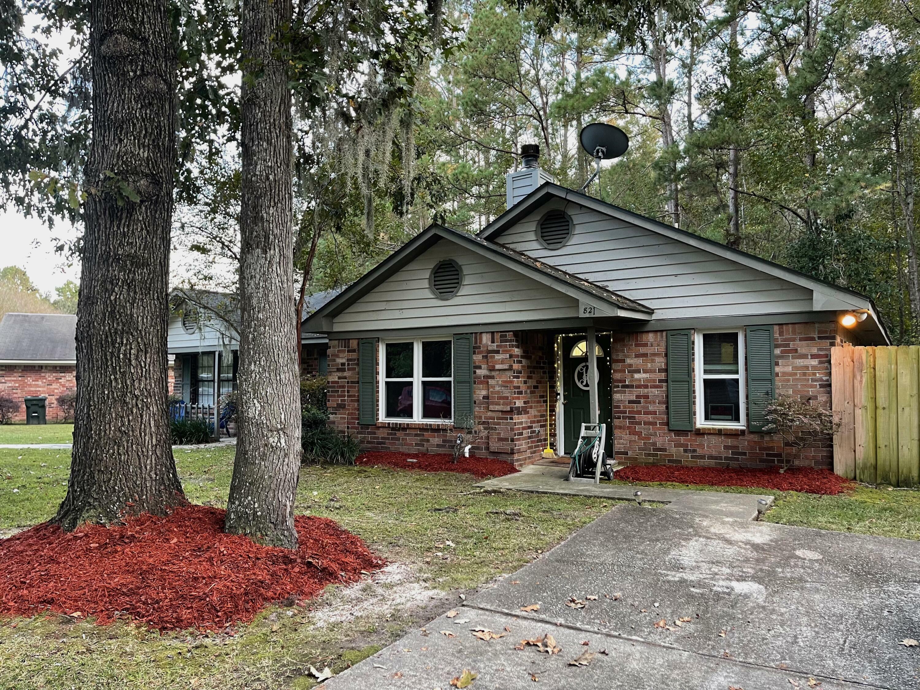 Property Photo:  821 Temple Road # B  SC 29456 