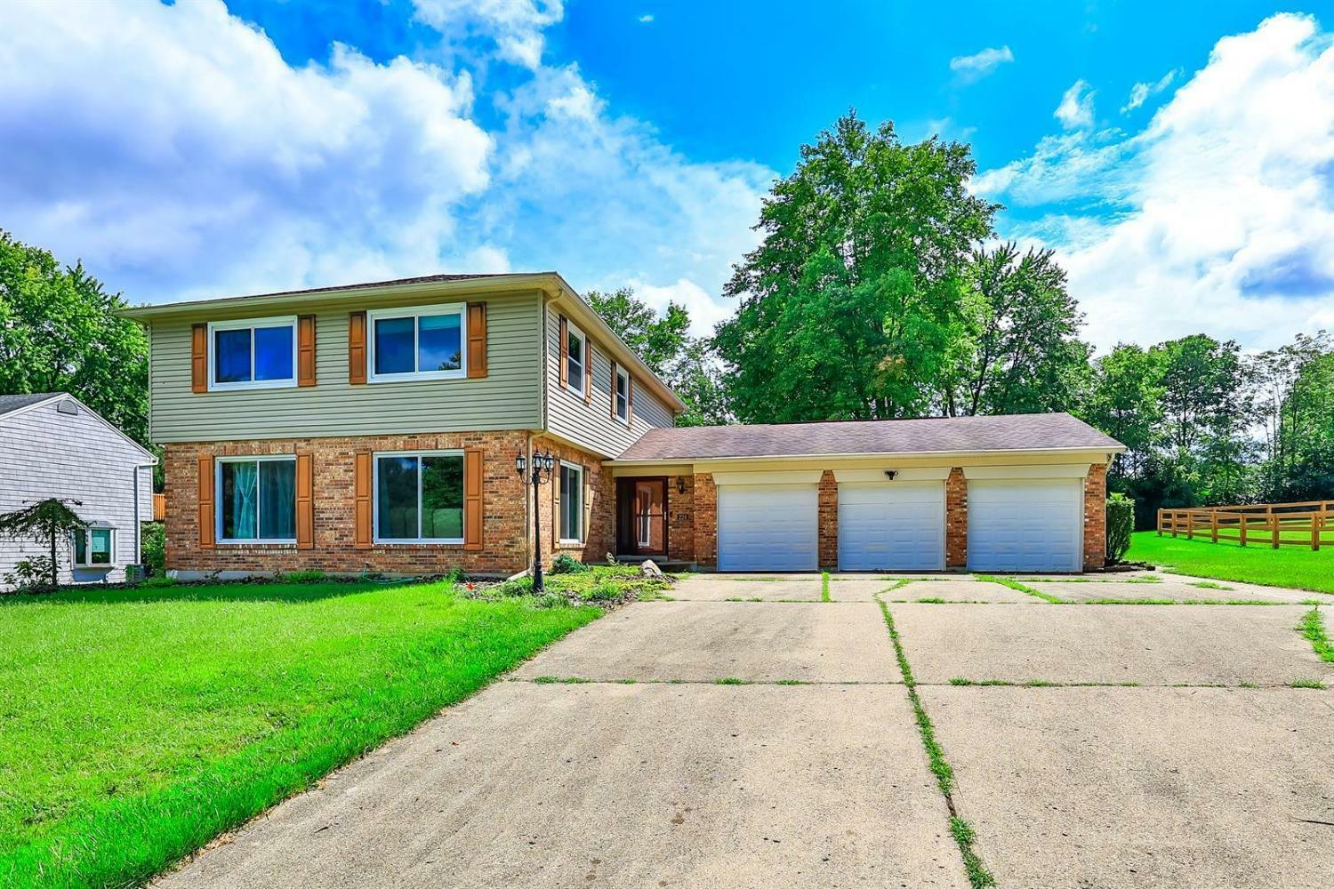 Property Photo: 224 Saddleback Dr OH 45140