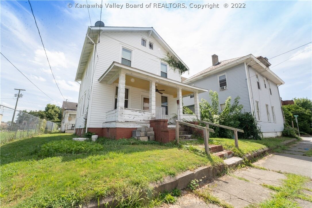 Property Photo: 224-1/2 Bradford Street WV 25301
