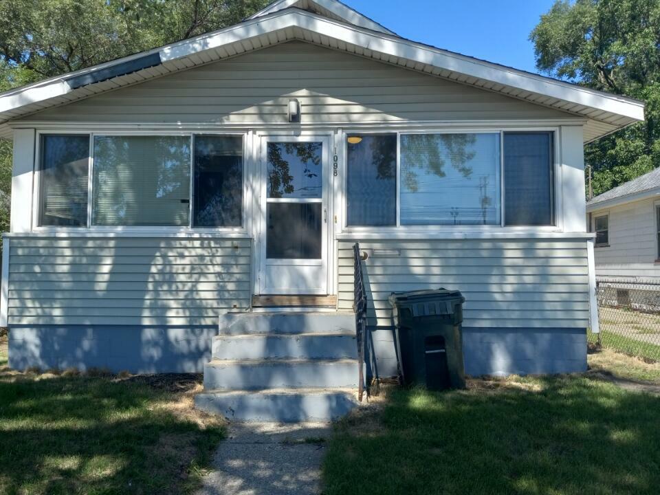 1098 E Laketon Avenue  Muskegon MI 49442 photo
