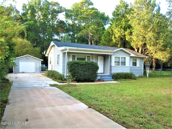 323 Lakewood Drive  Jacksonville NC 28546 photo