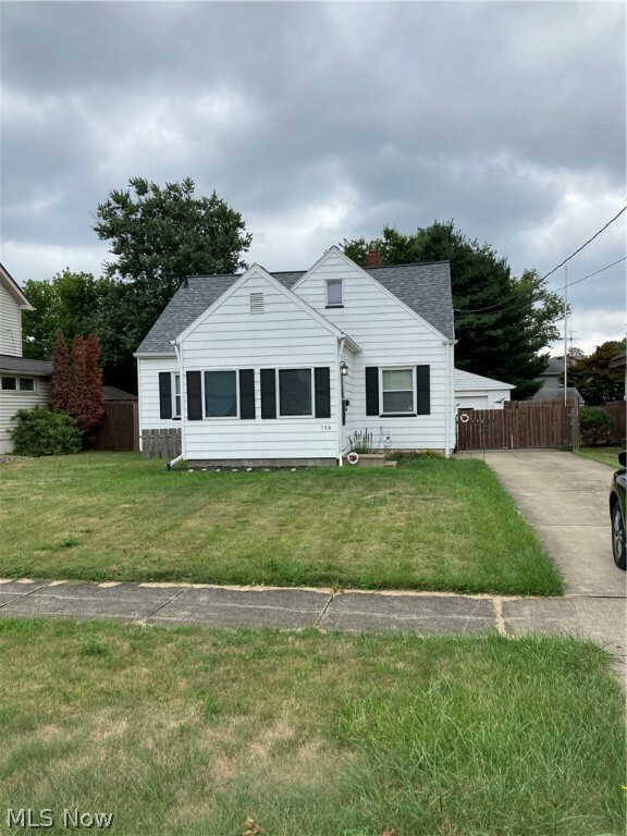 156 Kenmore Avenue NE  Warren OH 44483 photo