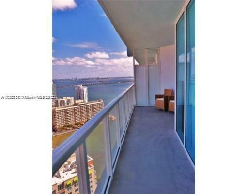 Property Photo:  1900 N Bayshore Dr 3216  FL 33132 