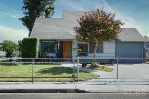 Property Photo:  801 W Prospect Avenue  CA 93291 