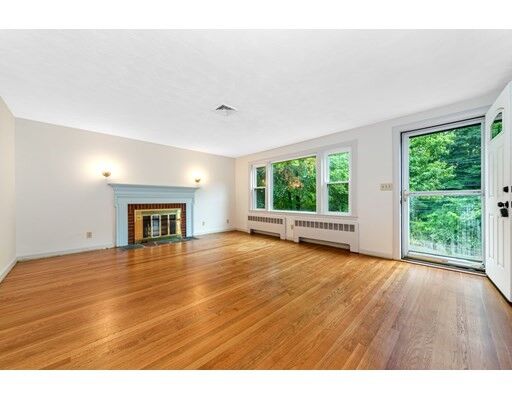 Property Photo:  59 Russell Street  MA 01801 