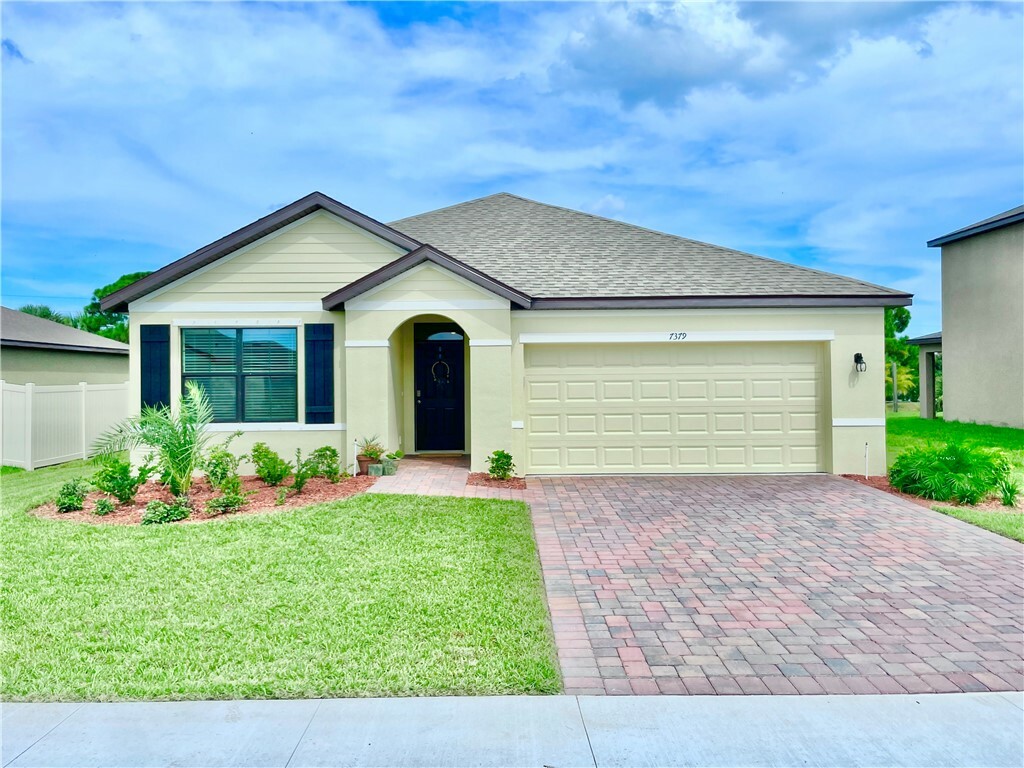 Property Photo:  7379 Tourmaline Drive  FL 32949 