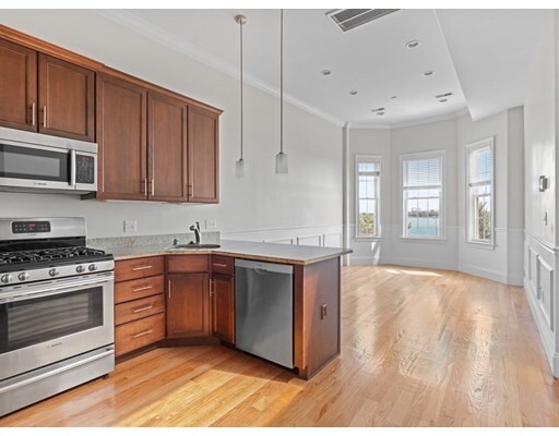 Property Photo: 1422 Columbia Rd B MA 02127