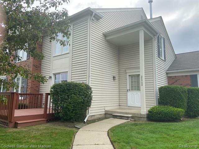Property Photo: 37503 Stonegate Circle MI 48036