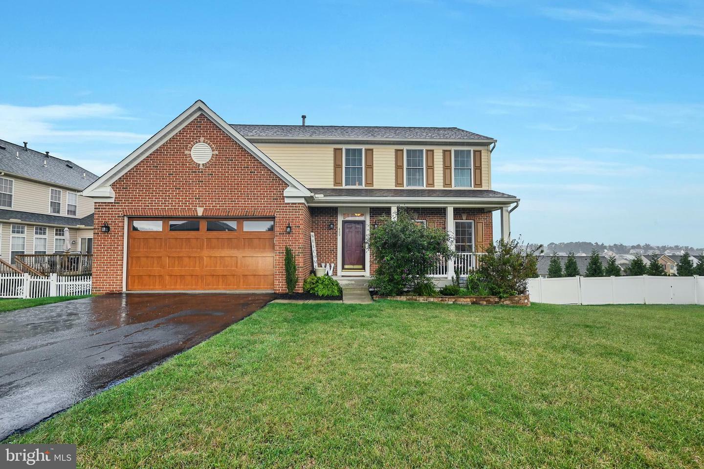 Property Photo:  429 El Vista Drive  PA 17331 