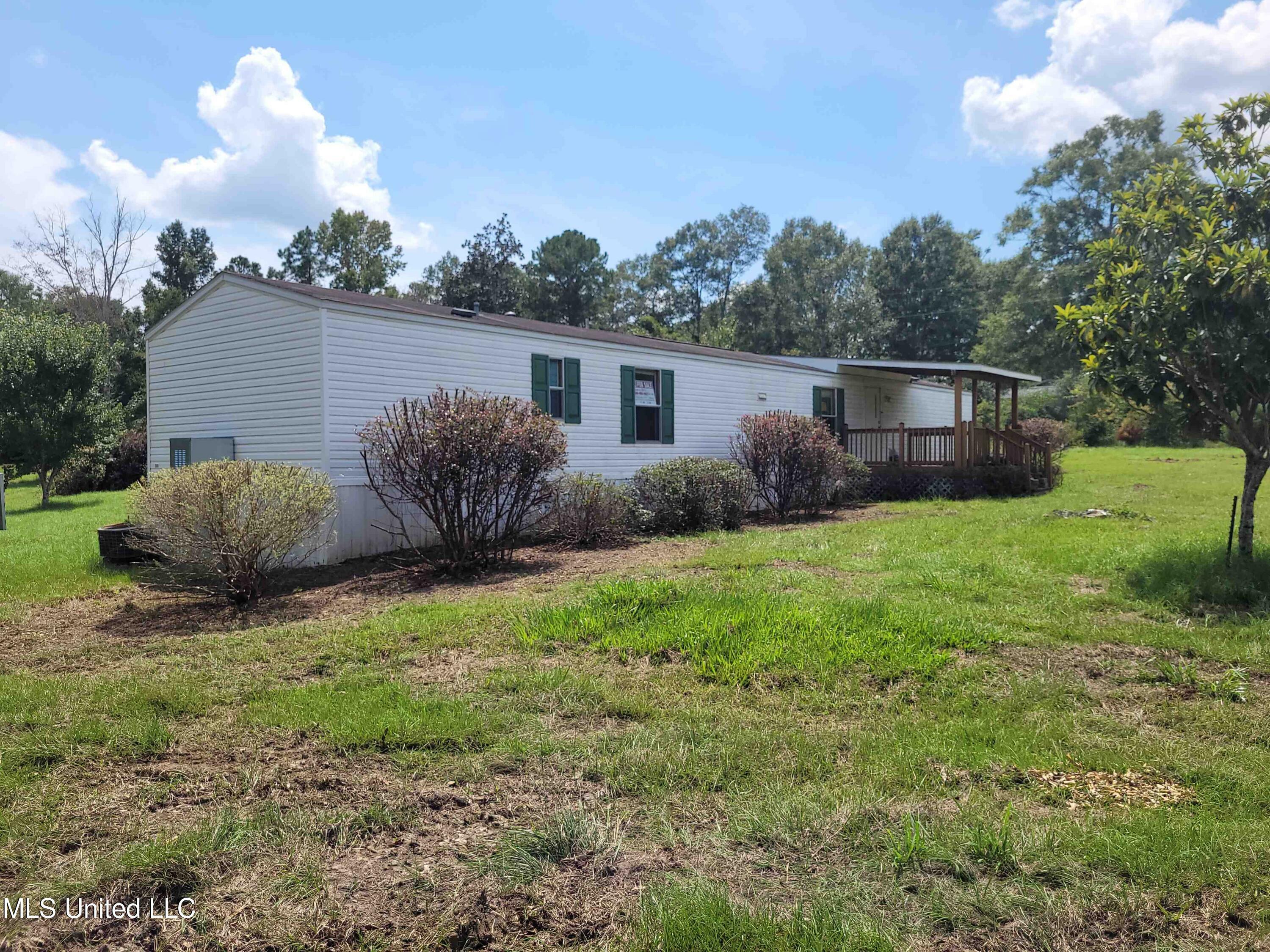 Property Photo: 30168 Uncle Charlie Jones Road MS 39426