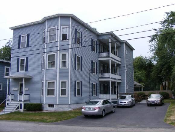 Property Photo: 161 Rosedale NH 03103