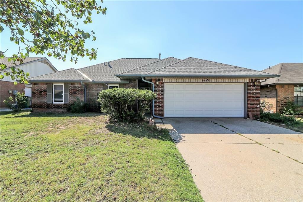 Property Photo: 8417 Woodhue Drive OK 73135