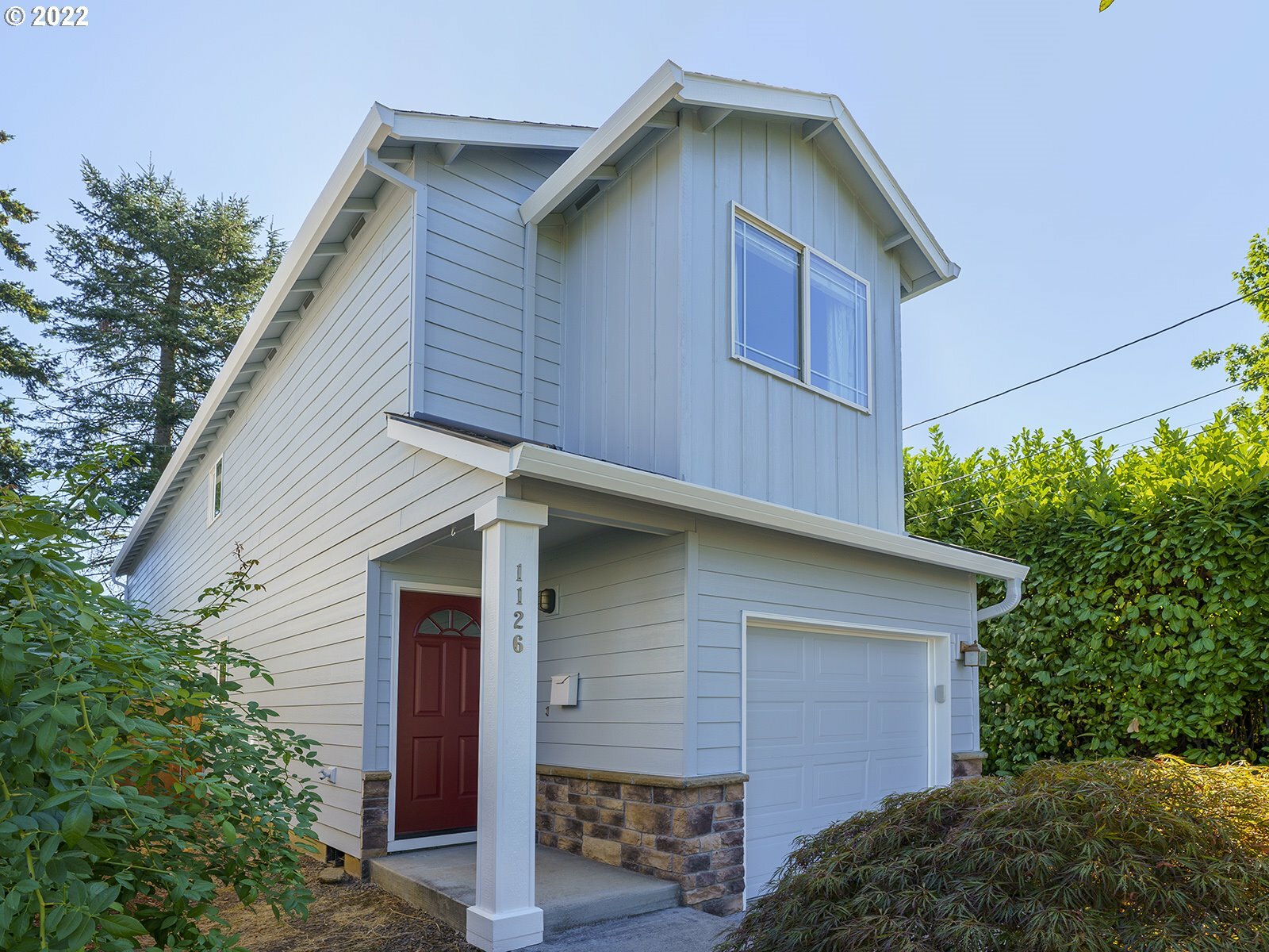 Property Photo:  1126 NE 64th Ave  OR 97213 