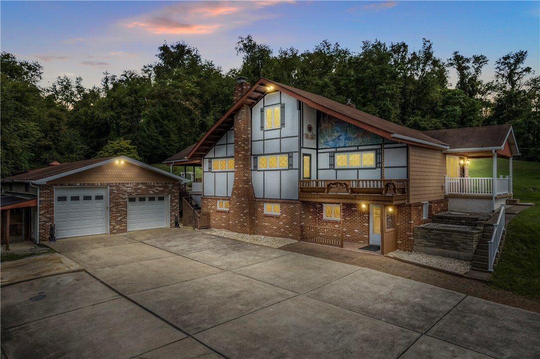 Property Photo: 2007 Paintertown Road PA 15642