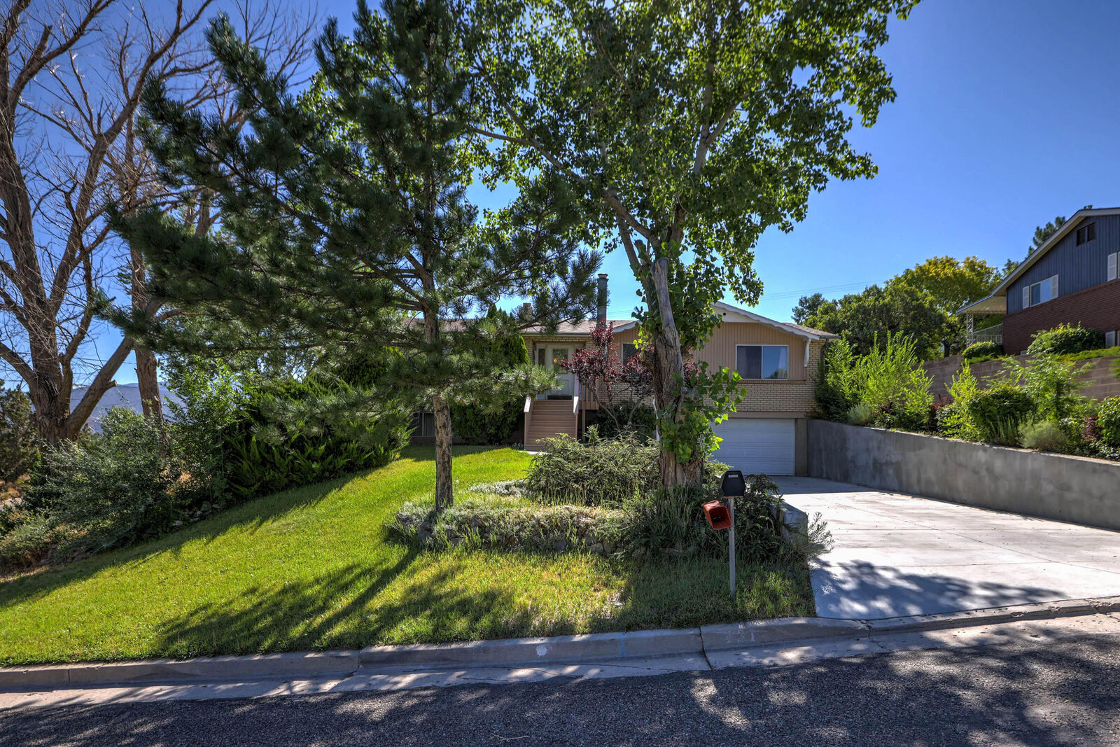 Property Photo:  431 Casa Loma Ln  UT 84720 