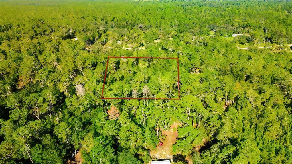 Property Photo:  16212 Pawnee Drive  FL 34601 