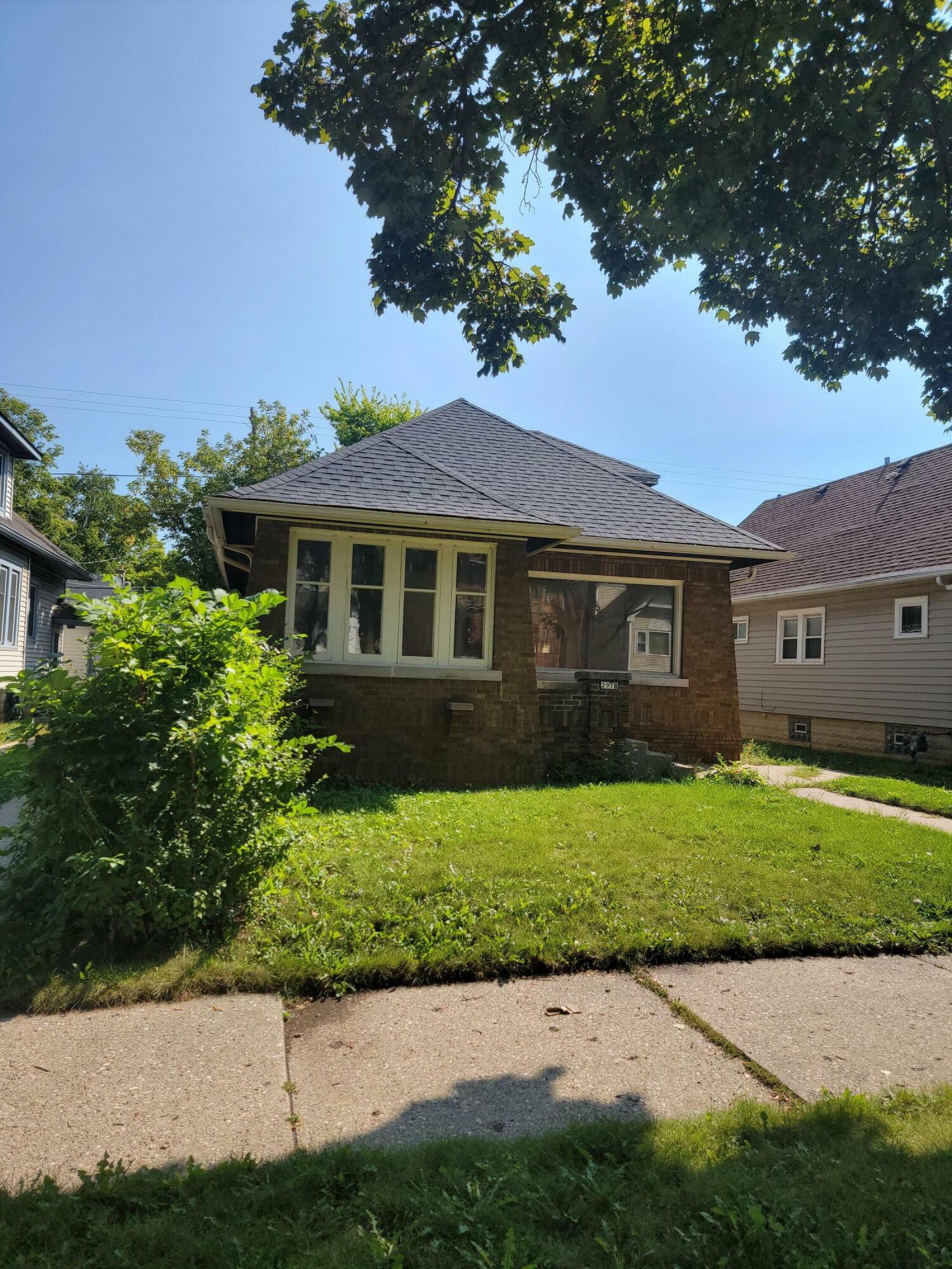 Property Photo:  2918 N 58th St  WI 53210 