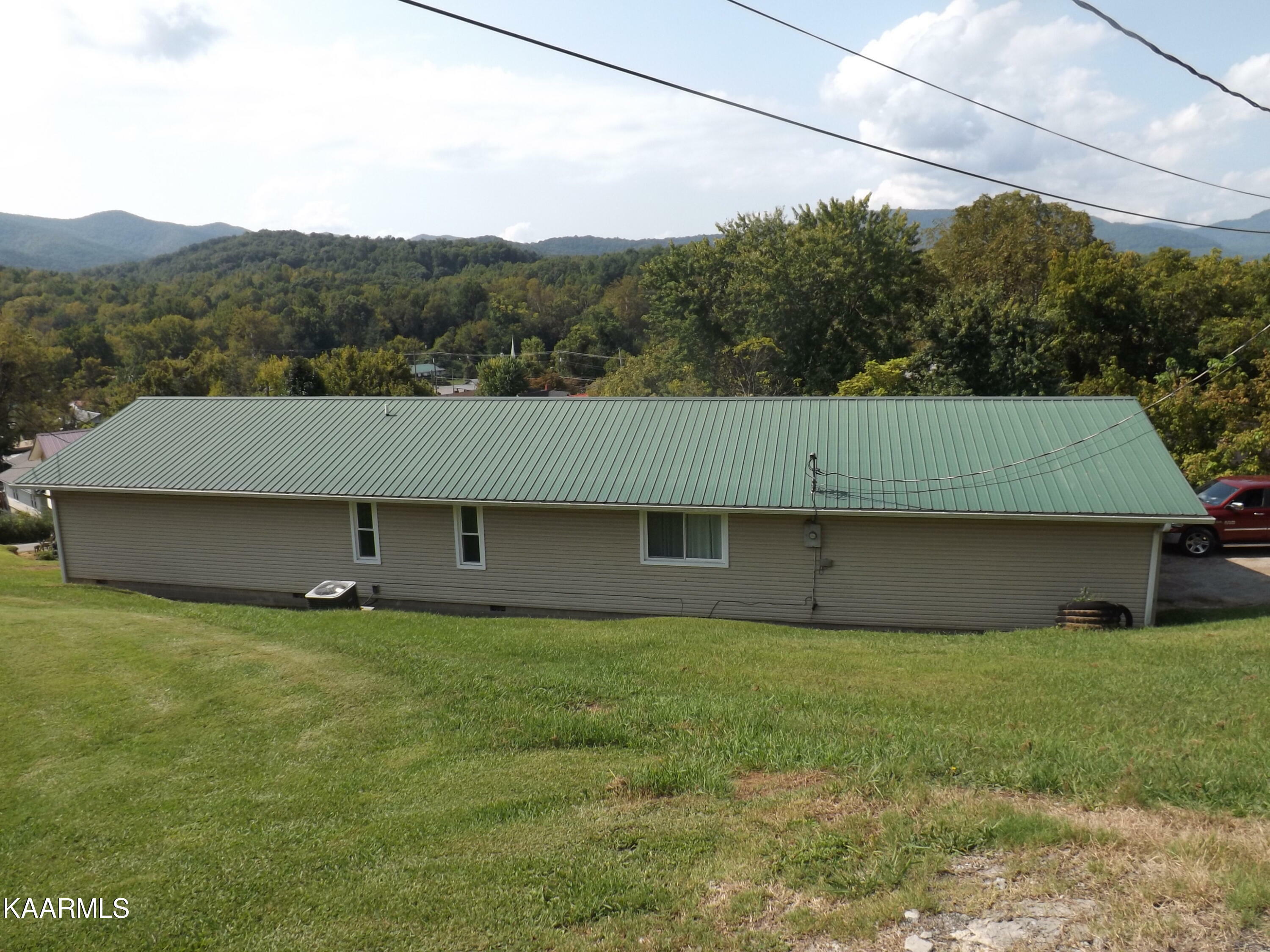 Property Photo:  150 Owens Lane  KY 40965 