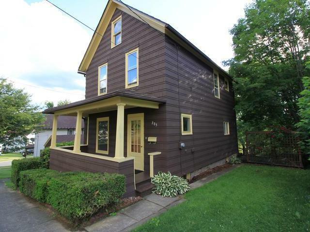 Property Photo:  205 Prospect Street  PA 16365 