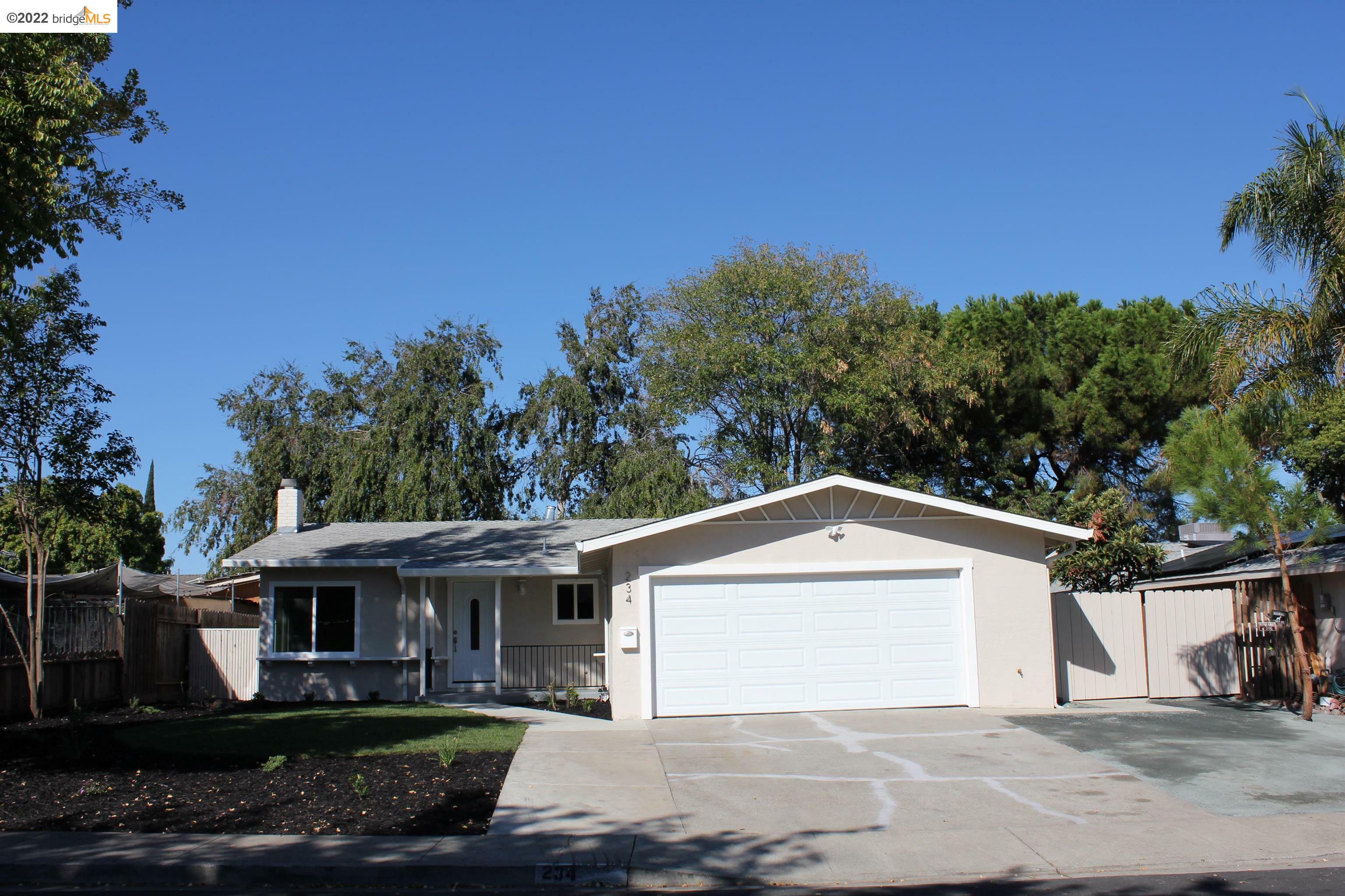 Property Photo: