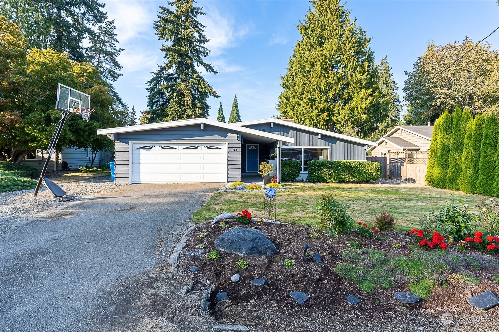 Property Photo:  114 NW 201st Street  WA 98177 