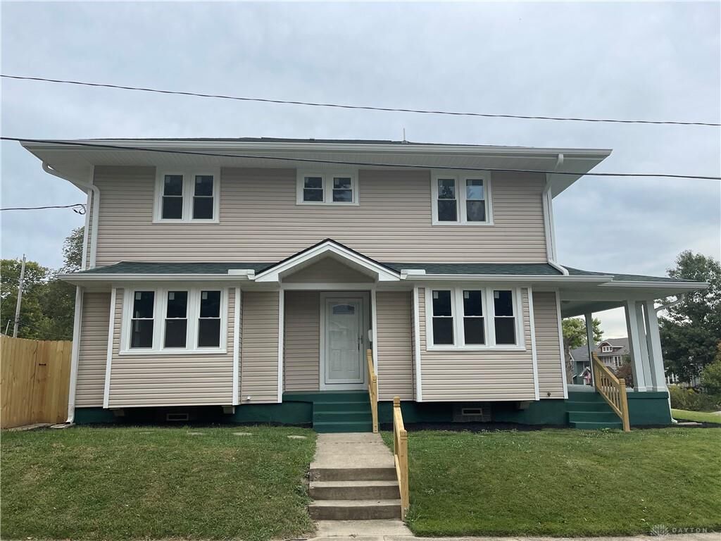Property Photo: 571 Kenwood Avenue OH 45406