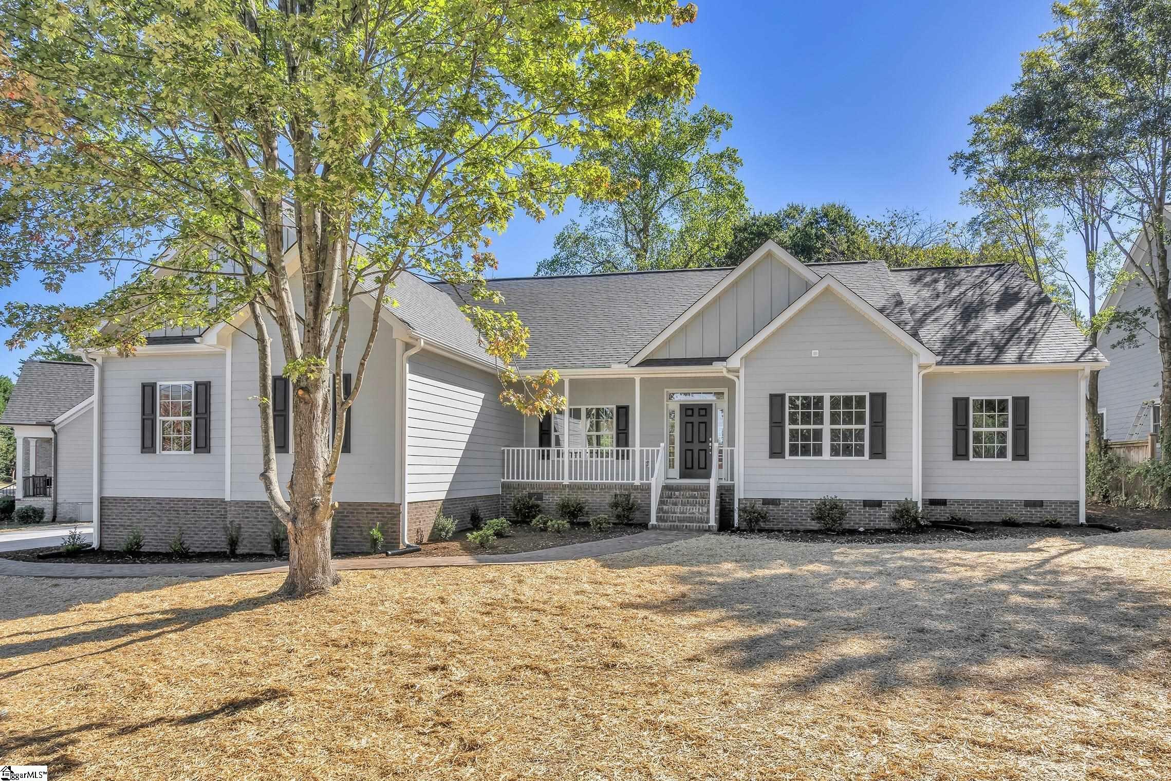 Property Photo:  3 Carter Drive  SC 29607 