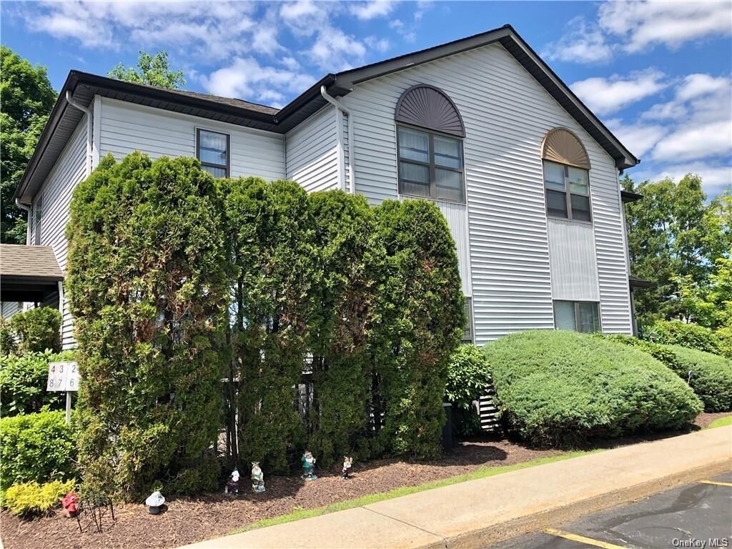 Property Photo:  6 Giovanni Court  NY 10950 