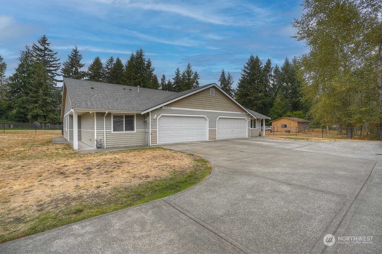 Property Photo: 12802 164th Street E WA 98374