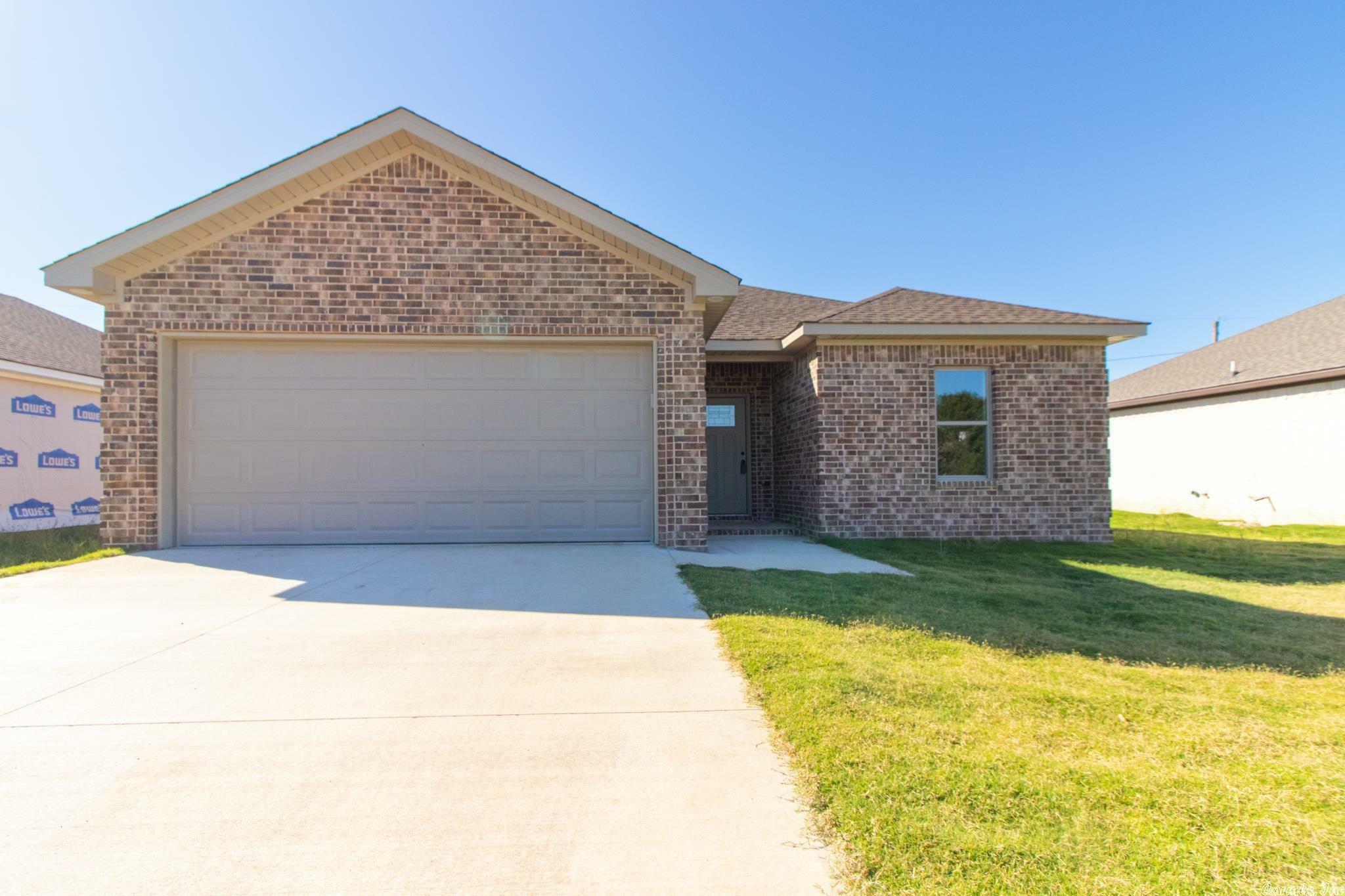 Property Photo:  201 Redwood Drive  AR 72416 