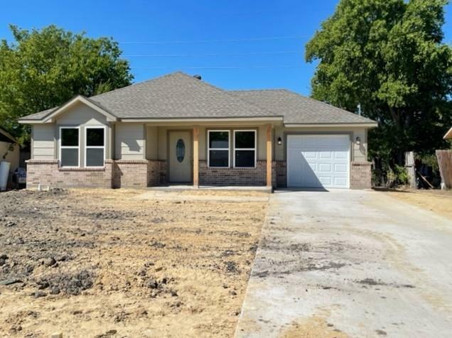 Property Photo:  2006 Oliver Street  TX 75401 