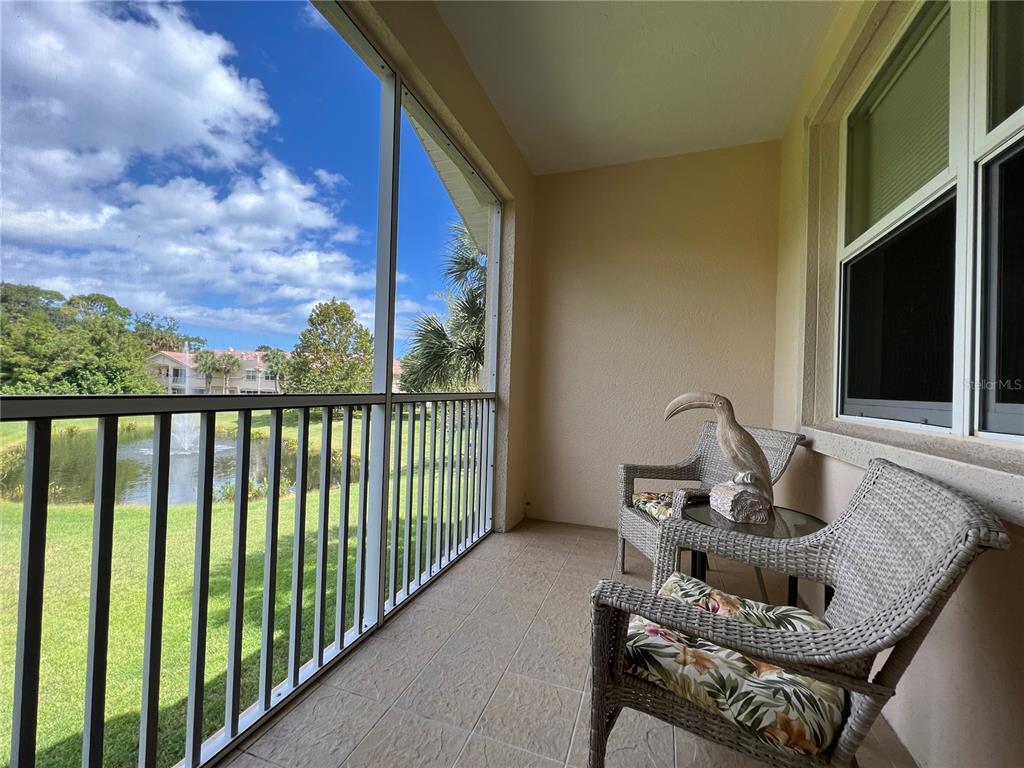 Property Photo: 5 Riverview Bend N 322 FL 32137