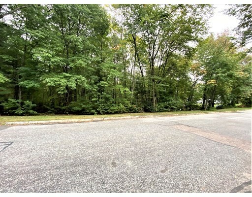 Property Photo: 3 Bicentennial Ct MA 02048