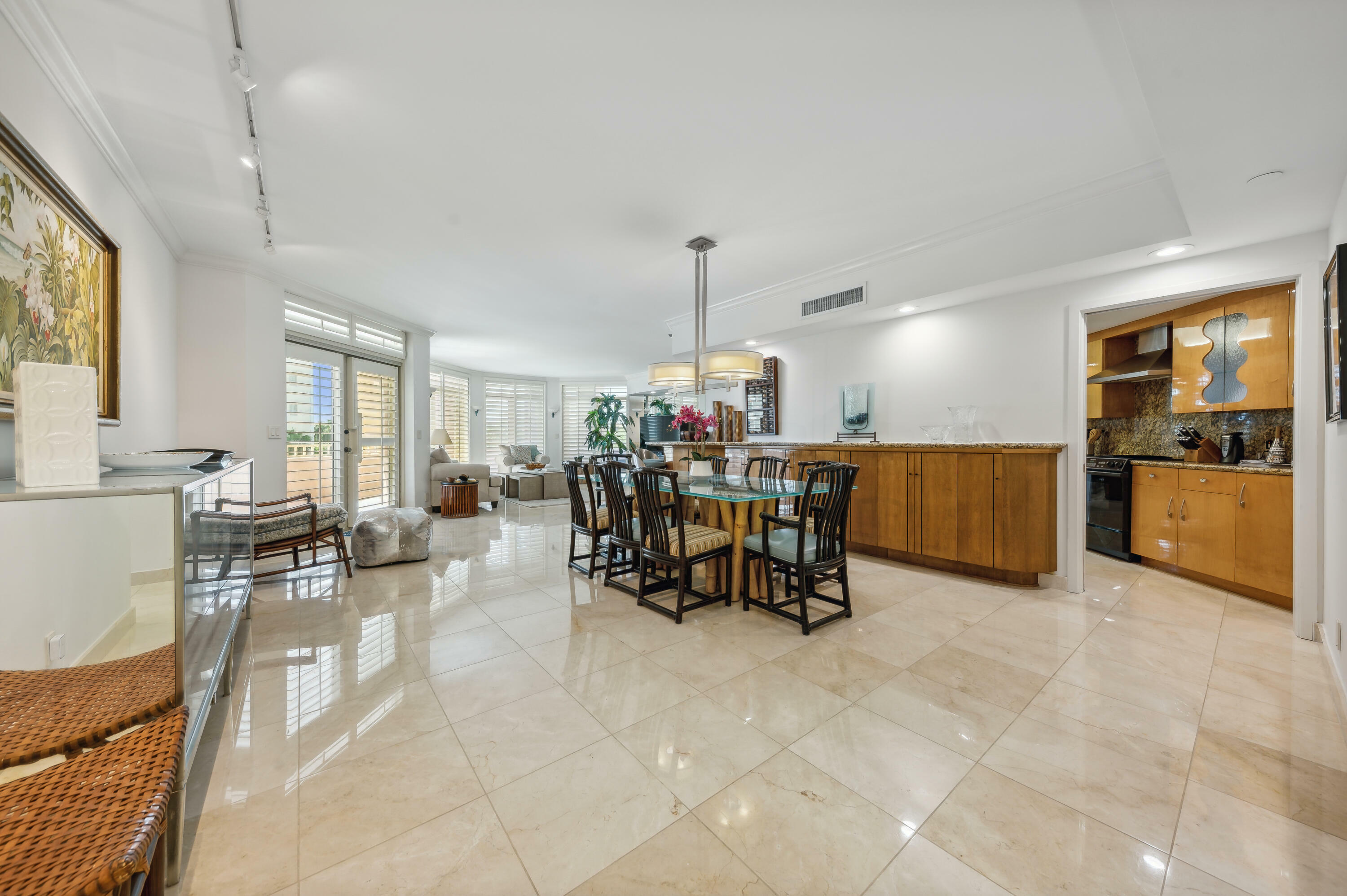 Property Photo: 300 SE 5th Avenue 4110 FL 33432