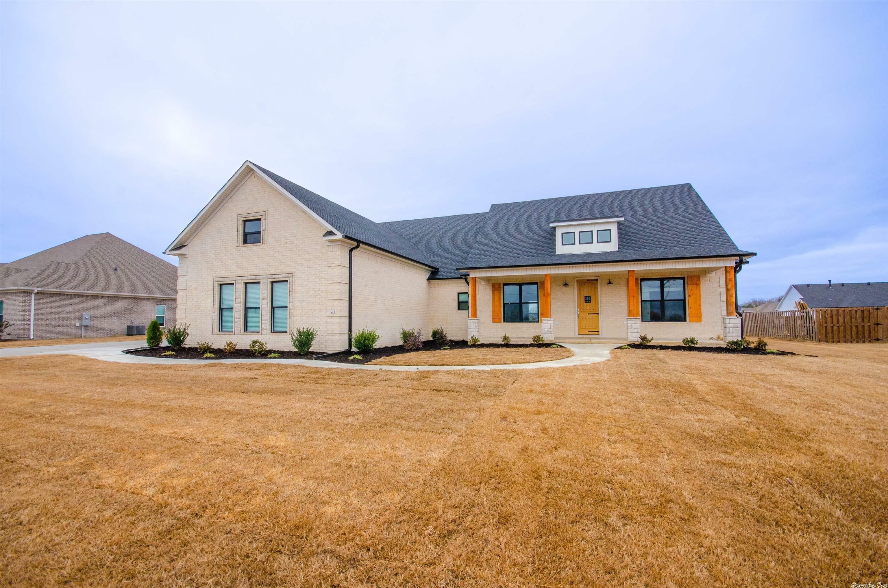 Property Photo:  24 S Mount Olive Road  AR 72173 