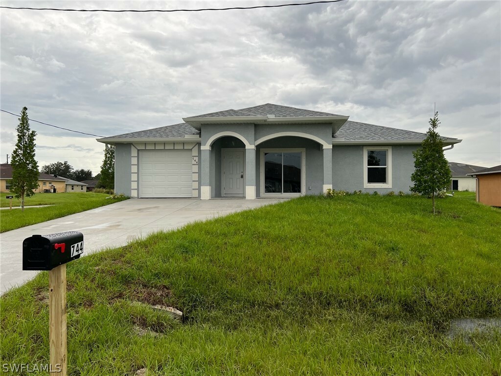 744 Homer Avenue S  Lehigh Acres FL 33973 photo